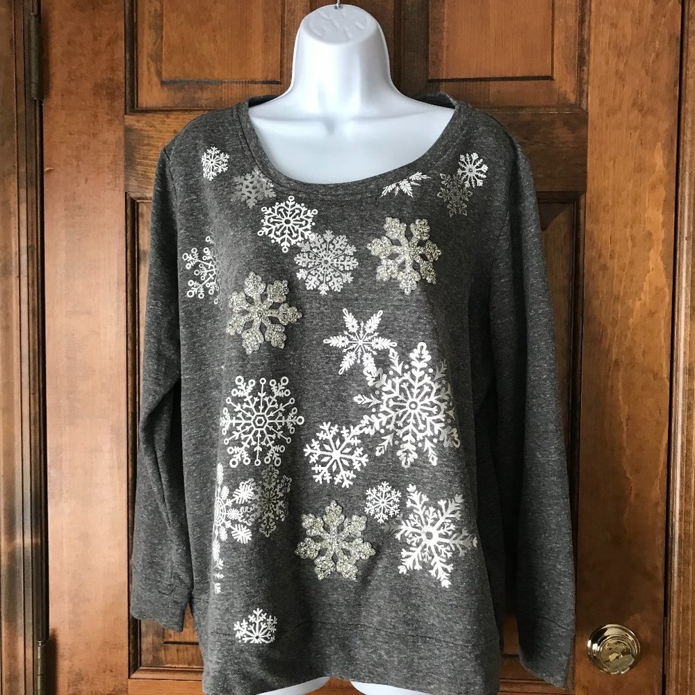 Style & Co Gray w/White, Silver & Sparkle Snowflakes Sweater X-Large